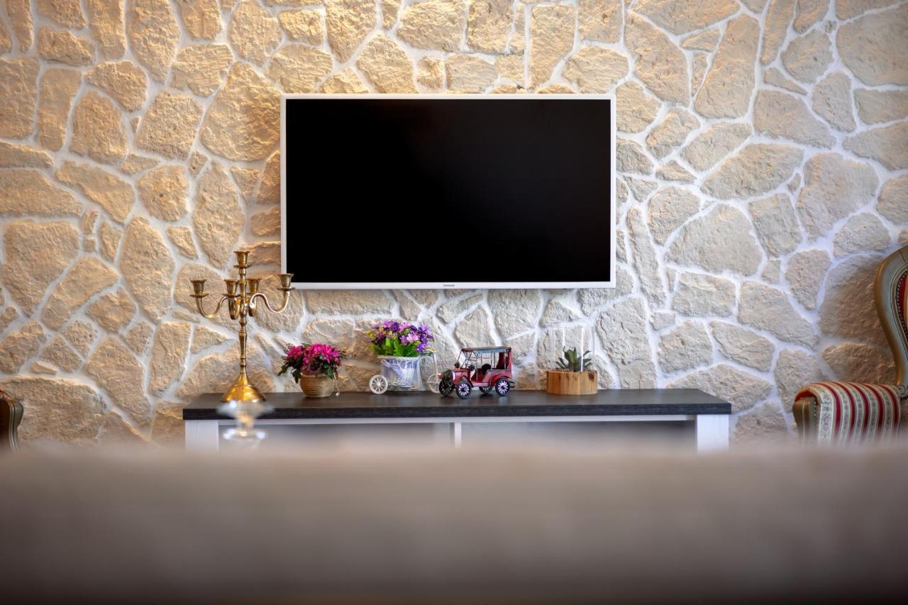 Villa Capitis In The Center- Luxury Apartment With Swimming Pool Hvar Town Exterior foto